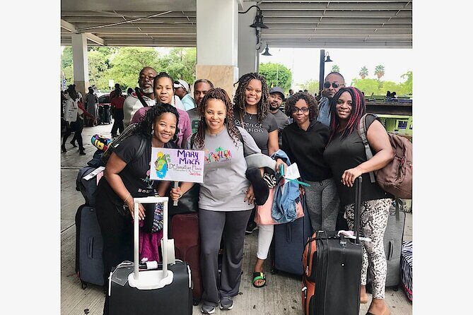 Private Royalton Hideaway Blue Waters Hotel Roundtrip Transfer - Who Should Consider This Service?