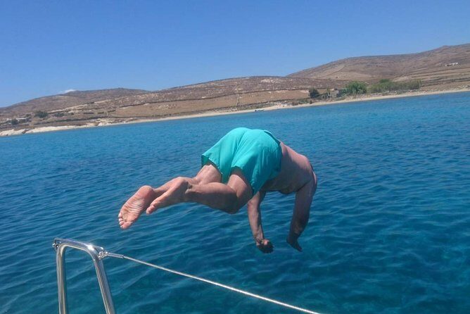 Private sailing cruise-Mykonos Southern Beach Hopping withLunch - FAQs