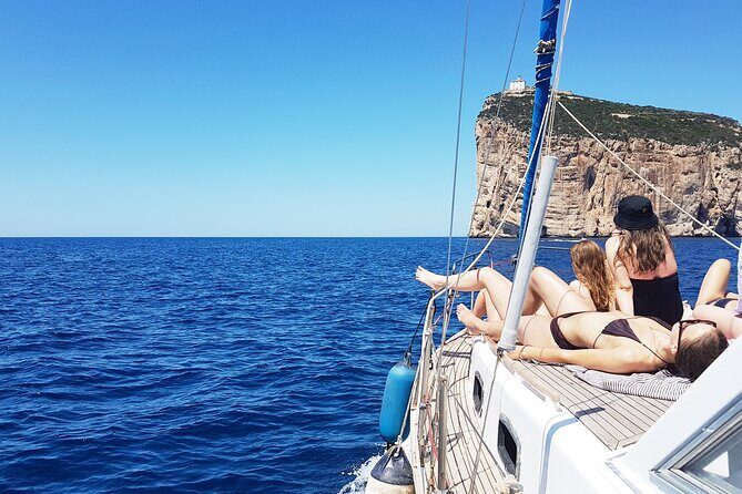 Private sailing experience in Alghero - An In-Depth Look at the Itinerary and Experience