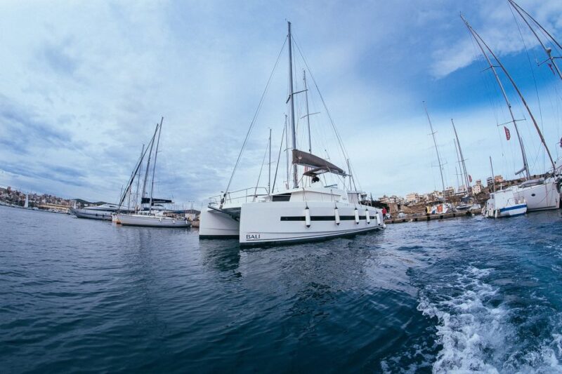 Private Sailing From Heraklion. 5-Hour Catamaran Trips - Catamaran Features and Capacity