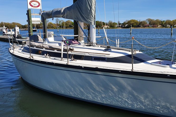 Private Sailing Trips Around Fishers Island From New London, CT - Testimonials and Ratings