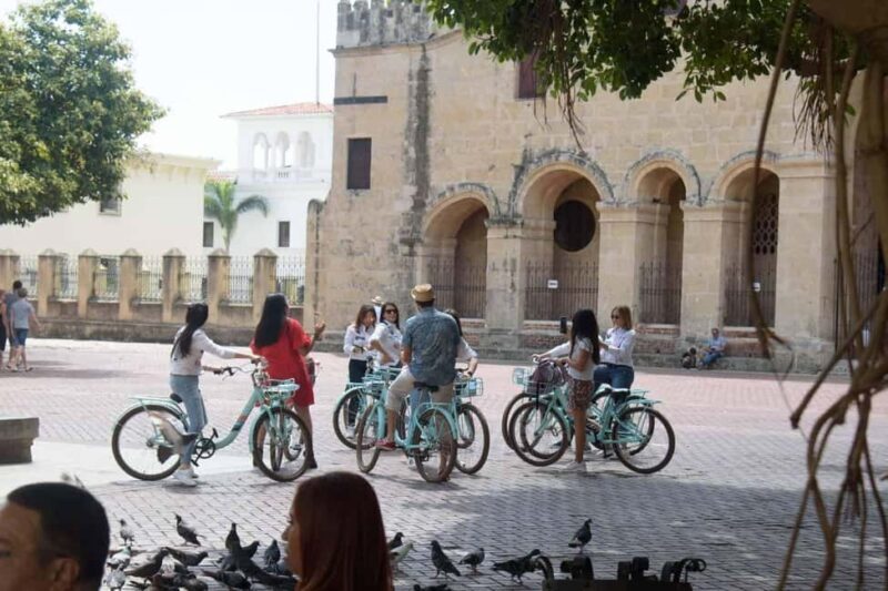 Private: Santo Domingo: Colonial Zone Guided Bike Tour - Key Points