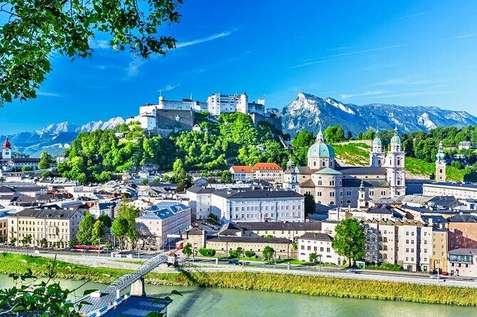 Private Scenic Transfer from Prague to Salzburg with 4h of Sightseeing - The Sum Up