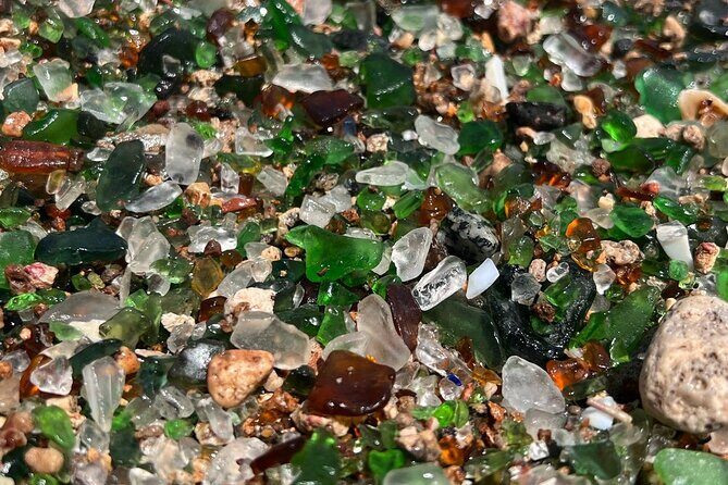 Private Sea Glass Island Kayak Morning + Transfer - Who Should Consider This Tour?