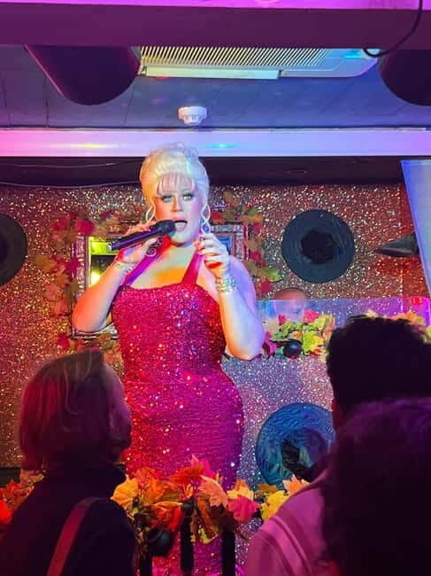 Private Secret Gay Bar Hopping Tour in Soho - Discovering Soho’s LGBTQ+ Scene: What the Tour Offers