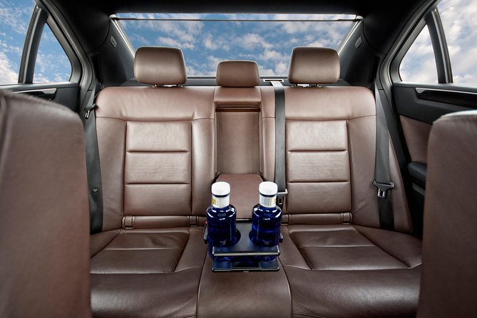 Private Sedan Transfer From Gatwick Airport LGW to Central London - Cancellation Policy