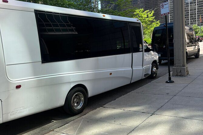 Private Sedan Transfer from O'Hare and Midway Airport to Chicago - The Sum Up