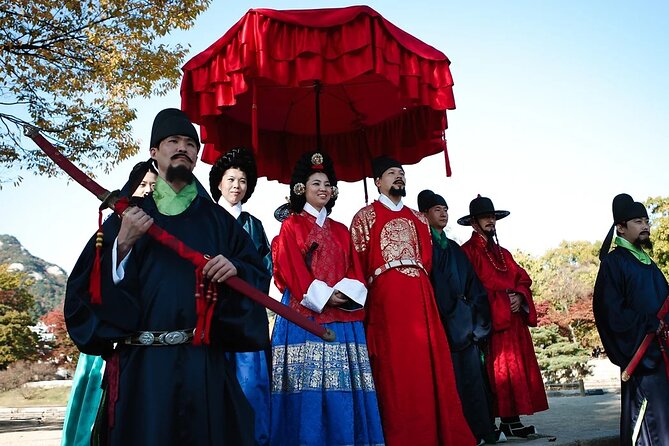 Private Seoul City Tour (Traditional Costume &Admission Included) - Inclusions and Amenities