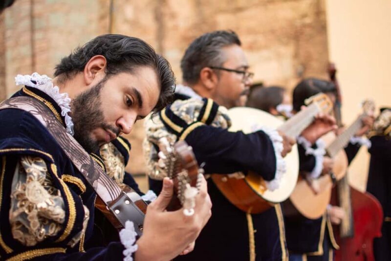 Private serenade in Guanajuato with the musical group "La Estudiantina" - Who Should Consider This Experience?