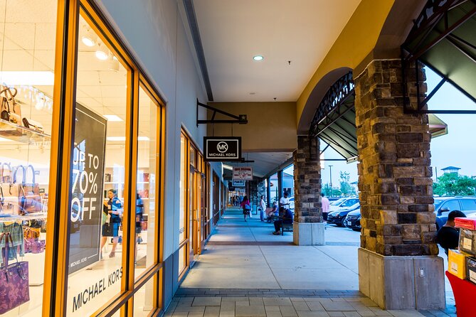 Private Shopping Tour From Dallas Hotels to Allen Premium Outlets - Pickup Information