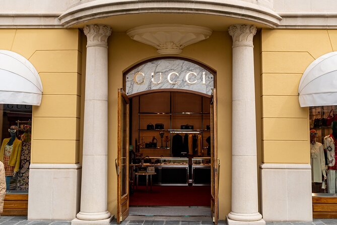 Private Shopping Tour From Madrid City to Las Rozas Village - Transportation Details