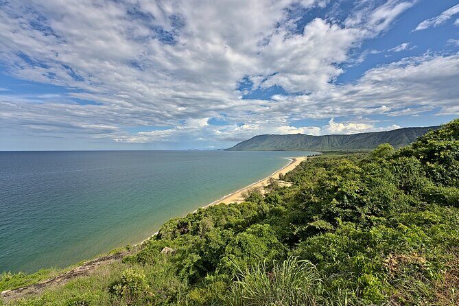 Private Shore Tour: Seafood Sail Cruise Port Douglas - Who Might Want to Pass