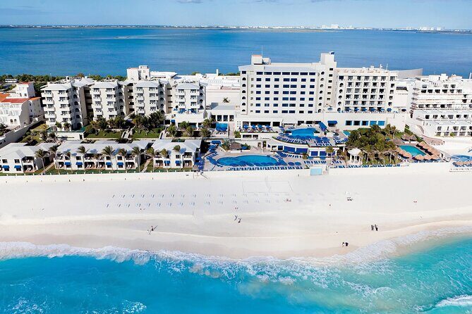 Private Shuttle in Cancun Airport and Occidental Tucancún - Key Points