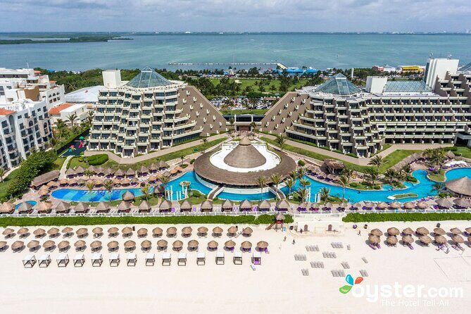 Private Shuttle in Cancun Airport and Paradisus Cancun - Key Points