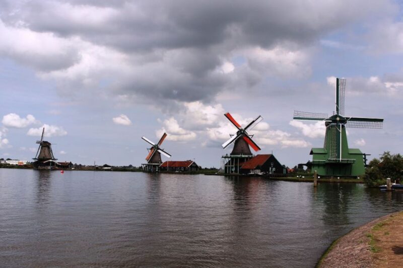 Private Sightseeing Tour to the Windmills & Giethoorn - Customer Feedback