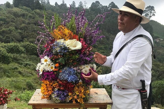 Private Silleteros (Flowers) Tour - The Silleteros: Custodians of Tradition