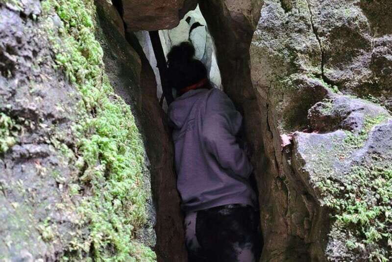 Private Singhampton Caves Hike - Collingwood/Blue Mountain - Exploring the Singhampton Caves: A Tour Worth Considering