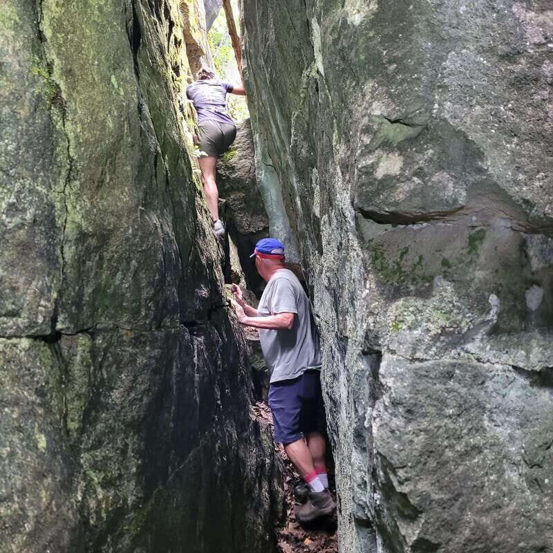 Private Singhampton Caves Hike - Collingwood/Blue Mountain - Authenticity and Experience