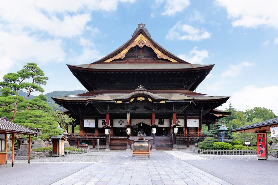 Private Snow Monkey Tour: From Nagano City / Ski Resorts - Inclusions and Exclusions