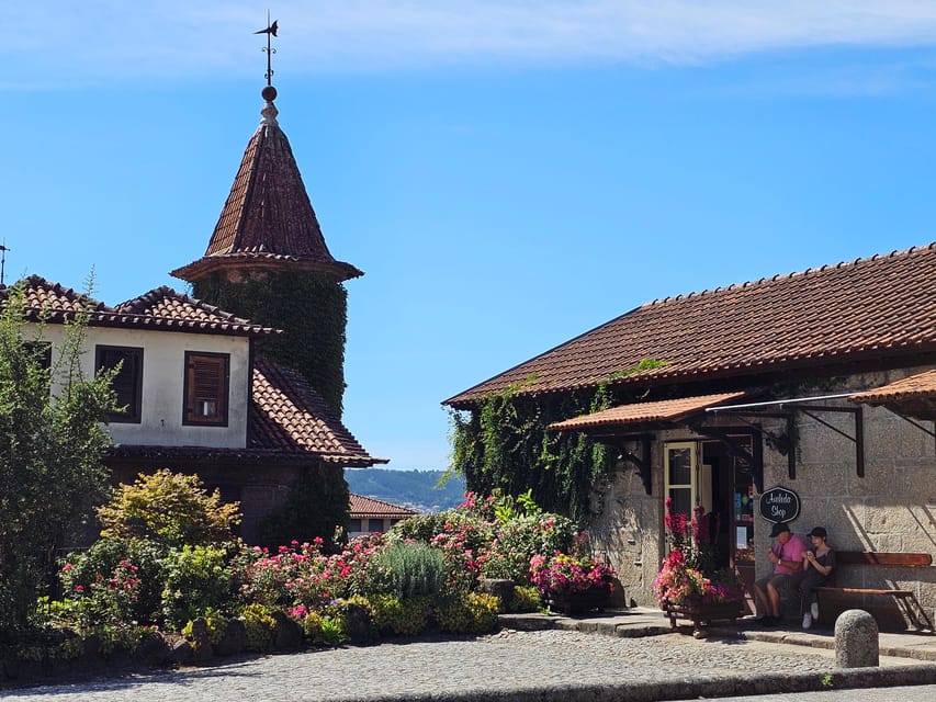 Private Sommelier Tour (Verde e Douro): 3 Wineries and Lunch - The Bottom Line