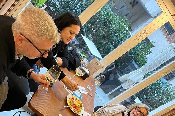 Private Spanish Wine Tasting in Non-Touristy area of Madrid - Key Points