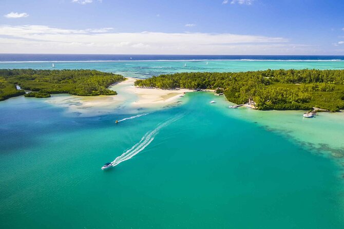 Private Speed Boat to Ile Aux Cerfs Full-Day Incl: Lunch & Transfer - Booking Information