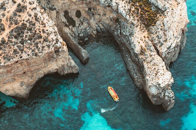 Private Speedboat 3hrs Blue Lagoon, Crystal Lagoon & Caves - The Sum Up