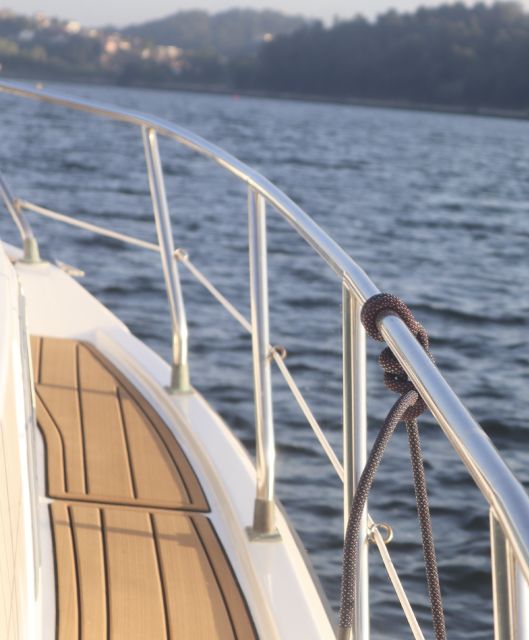 Private Speedboat Tour on the Douro River - Inclusions Offered