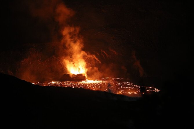 Private Sprinter Van 10 Seats Tour From Kona Coast to Volcanoes National Park - Key Attractions