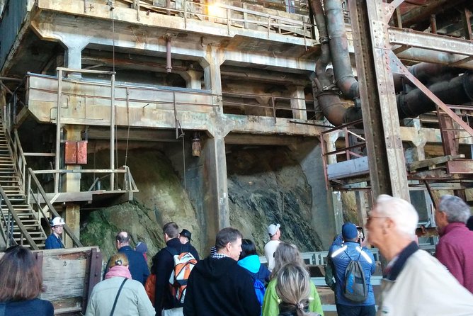 Private Squamish Day Trip - Discover Shannon Falls and Railway Museum