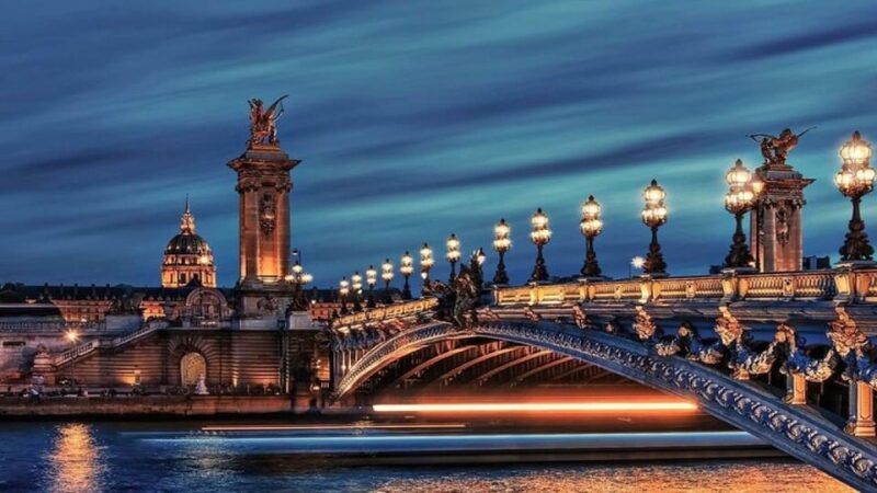 Private Street Art Walking Tour in Paris - What to Bring