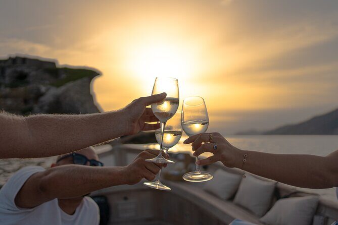 Private Sunset Aperitif on a Boat in the Gulf of Poets - Who Will Love This Tour?