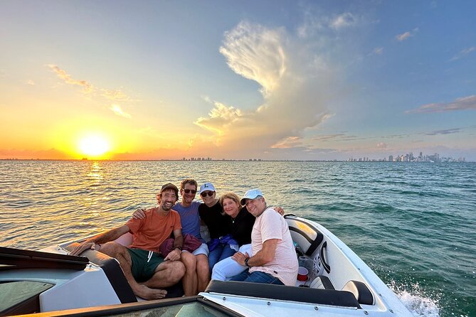 Private Sunset Boat Cruise in Miami With Champagne by the Cleat - Customer Experience and Reviews