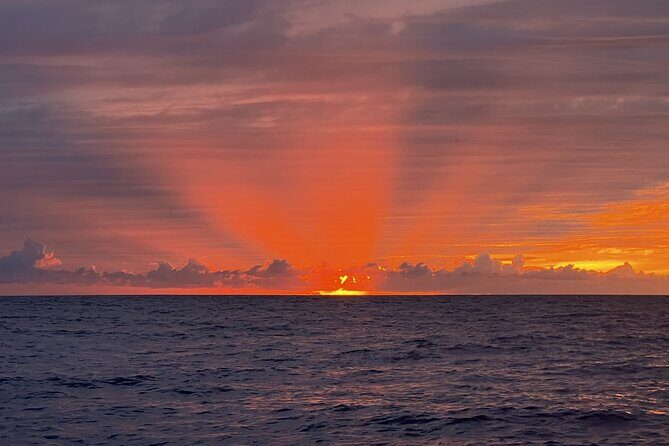 Private Sunset Cruise in Kona - An In-Depth Look at the Experience