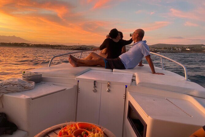 Private Sunset Cruise in San Jose del Cabo Appetizers,open bar - A Detailed Look at the Sunset Cruise Experience