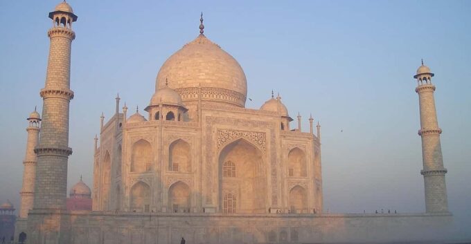 Private Sunset Taj Mahal Tour From Delhi - Private Air-conditioned Vehicle