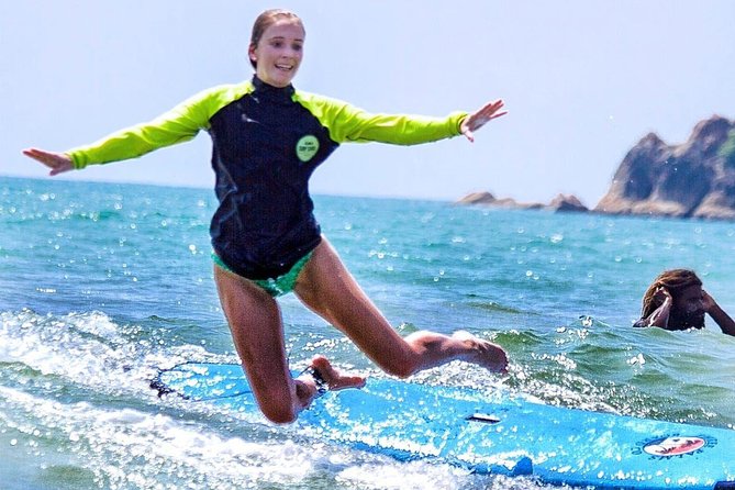 PRIVATE Surf Lesson for Beginners - Included in the Experience