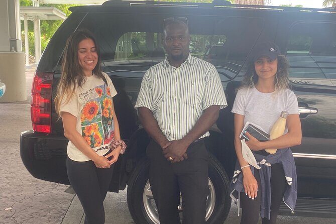 Private SUV One way Airport Transfer/Grocery & Liquor stop included - What to Expect on the Day