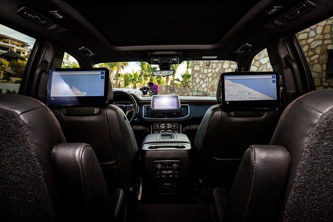 Private SUV Round-Trip from Airport to Cabo San Lucas Pacific - Key Points