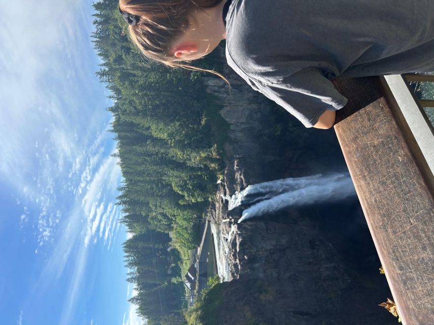 Private SUV Snoqualmie Falls Tour - Pickup Location