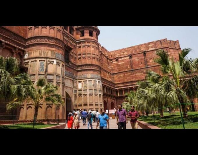 Private Taj Mahal Agra Daytrip by Express Train - Tips for a Smooth Experience