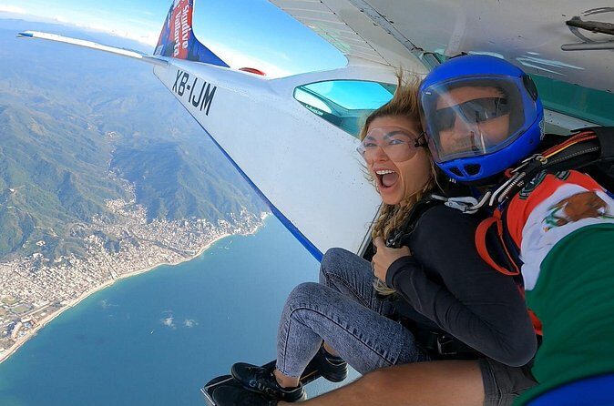 Private Tandem Skydiving adventure - FAQs