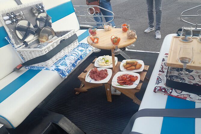 Private tapas tuk tuk tour through Lisbon - FAQs