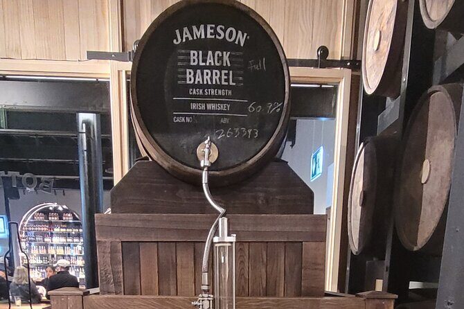 Private Taxi Tour of Blarney Castle, jameson Distillery and Cobh - FAQs