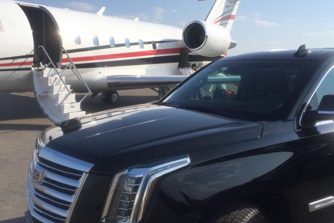 Private Toronto Departure Transfer - Hotel/Accommodation to Pearson Airport - Vehicle Options