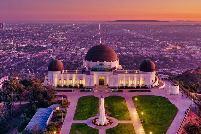 Private Tour 6 Seats Los Angeles and Hollywood From Las Vegas - Vehicle and Comfort Details