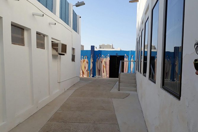 Private Tour and Sightseeing in Bahrain - VIP Tour - Experience Manamas Traditional Charm