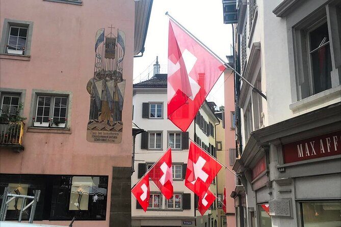 Private Tour around Zurich Old Town - Exploring Zurich’s Old Town in Depth
