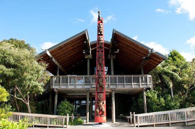 Private Tour: Auckland City and Countryside Tour - Included Amenities