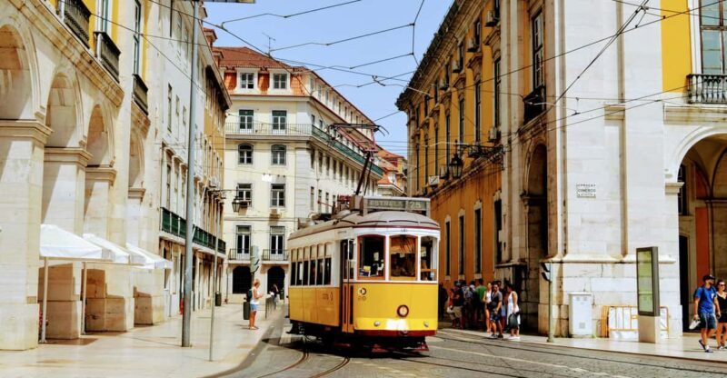 Private Tour - Customizable Full-Day Journey in Lisbon - Who Should Consider This Tour